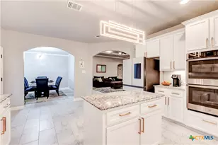 9000 Grand Oaks Ln, Killeen, TX 76542 - Photo 13