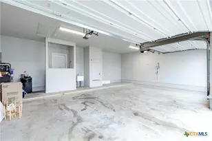 9000 Grand Oaks Ln, Killeen, TX 76542 - Photo 27