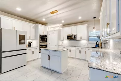 9000 Grand Oaks Lane, Killeen, TX 76542 - Photo 11