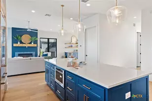 175 Pointview Dr, Marble Falls, TX 78654 - Photo 21