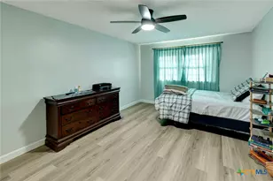 17 Northshire St, Victoria, TX 77904 - Photo 7