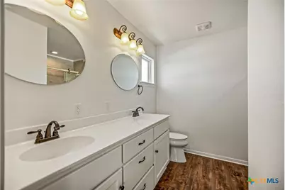 211 W Taylor Avenue, Port O'Connor, TX 77982 - Photo 35