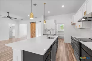 16166 Charlya Dr, Temple, TX 76502 - Photo 17