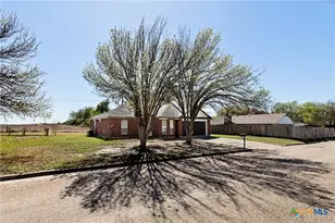 809 Steven St, Troy, TX 76579 - Photo 3