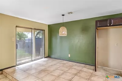 202 Georgia Lane, Victoria, TX 77901 - Photo 7