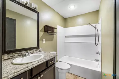 202 Georgia Lane, Victoria, TX 77901 - Photo 15