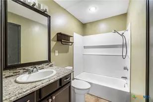 202 Georgia Ln, Victoria, TX 77901 - Photo 15