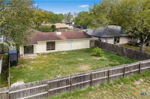 202 Georgia Ln, Victoria, TX 77901 - Photo 17