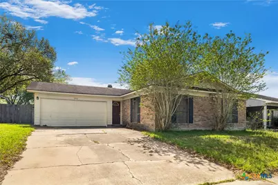 202 Georgia Lane, Victoria, TX 77901 - Photo 3