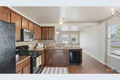 471 Magnolia Wind, New Braunfels, TX 78130 - Photo 11