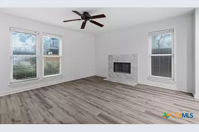 8406 Lyndon Lane, Austin, TX 78729 - Photo 5