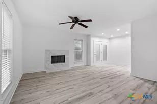 8406 Lyndon Ln, Austin, TX 78729 - Photo 3