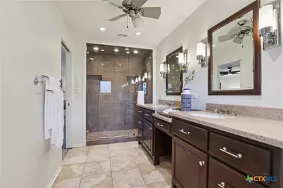 714 Starcrest, New Braunfels, TX 78130 - Photo 33