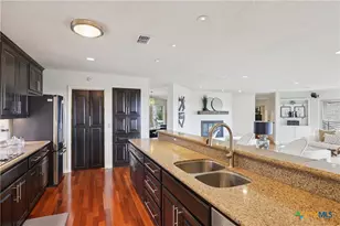 714 Starcrest, New Braunfels, TX 78130 - Photo 15