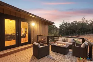 714 Starcrest, New Braunfels, TX 78130 - Photo 5