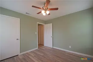 1106 Harvey Ln, Victoria, TX 77901 - Photo 15