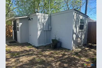 303 W. Dallas, Seadrift, TX 77983 - Photo 3