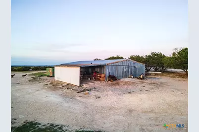 5450 County Road 101, Lampasas, TX 76550 - Photo 43