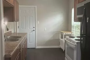 2905 Wildwood St, Victoria, TX 77901 - Photo 3