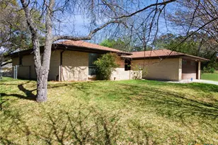 1126 Mossy Oak Cir, Harker Heights, TX 76548 - Photo 3
