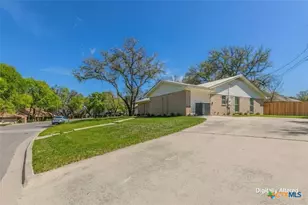 3019 Summit Dr, Belton, TX 76513 - Photo 31