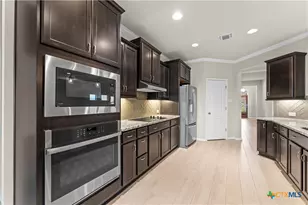 213 Lasata Ln, Belton, TX 76513 - Photo 21