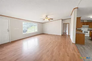 1201 Island View Dr, Canyon Lake, TX 78133 - Photo 3