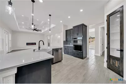 257 Private Road 2774, Mico, TX 78056 - Photo 15