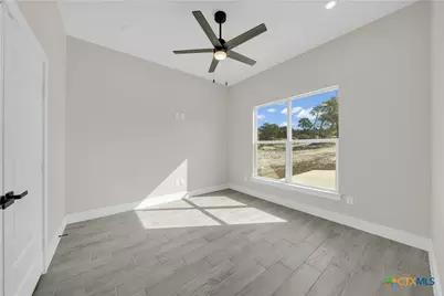 257 Private Road 2774, Mico, TX 78056 - Photo 5