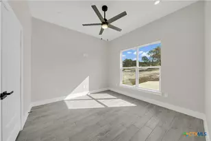 257 Private Rd 2774, Mico, TX 78056 - Photo 5