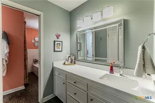208 Highland Oaks Dr, Harker Heights, TX 76548 - Photo 19