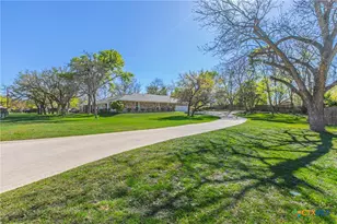 208 Highland Oaks Dr, Harker Heights, TX 76548 - Photo 35