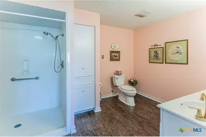208 Highland Oaks Drive, Harker Heights, TX 76548 - Photo 7