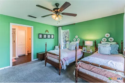 208 Highland Oaks Drive, Harker Heights, TX 76548 - Photo 23