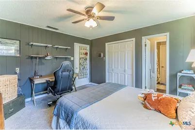 208 Highland Oaks Drive, Harker Heights, TX 76548 - Photo 9
