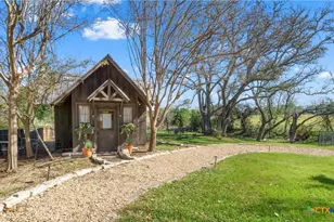 913 Southridge, Salado, TX 76571 - Photo 33