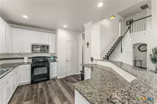 12611 Mitre Peak, San Antonio, TX 78245 - Photo 5