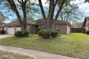 121 Byron Ln, Victoria, TX 77901 - Photo 13