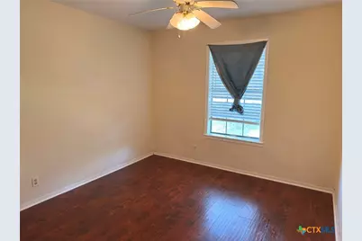 121 Byron Lane, Victoria, TX 77901 - Photo 7