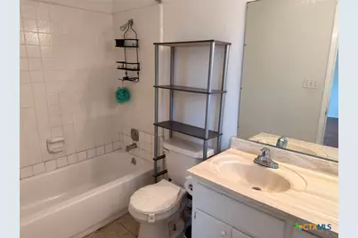 121 Byron Lane, Victoria, TX 77901 - Photo 11