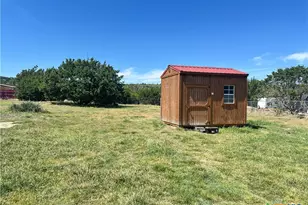 228 Julia Dr, Copperas Cove, TX 76522 - Photo 9