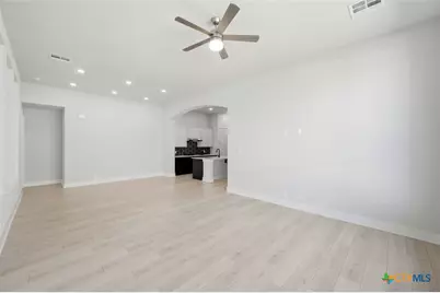 12323 Fort Anderson, San Antonio, TX 78245 - Photo 9