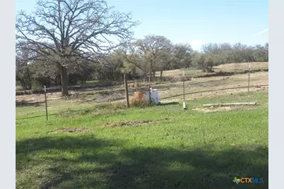 1923 Co Rd 286, Edna, TX 77957 - Photo 15