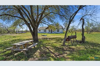 1130 Church Road, Seguin, TX 78155 - Photo 3