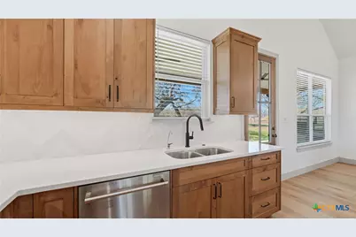 1130 Church Road, Seguin, TX 78155 - Photo 15