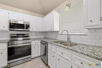 1301 Fairbanks Street, Copperas Cove, TX 76522 - Photo 11