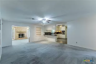 1808 N Beal St, Belton, TX 76513 - Photo 3