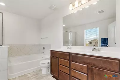 401 Briarfield Drive, Seguin, TX 78155 - Photo 31