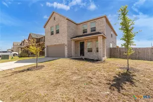 401 Briarfield Dr, Seguin, TX 78155 - Photo 1