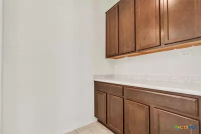 401 Briarfield Drive, Seguin, TX 78155 - Photo 15